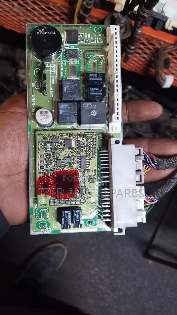 Fuse Box V93-98 - thumbnail 2