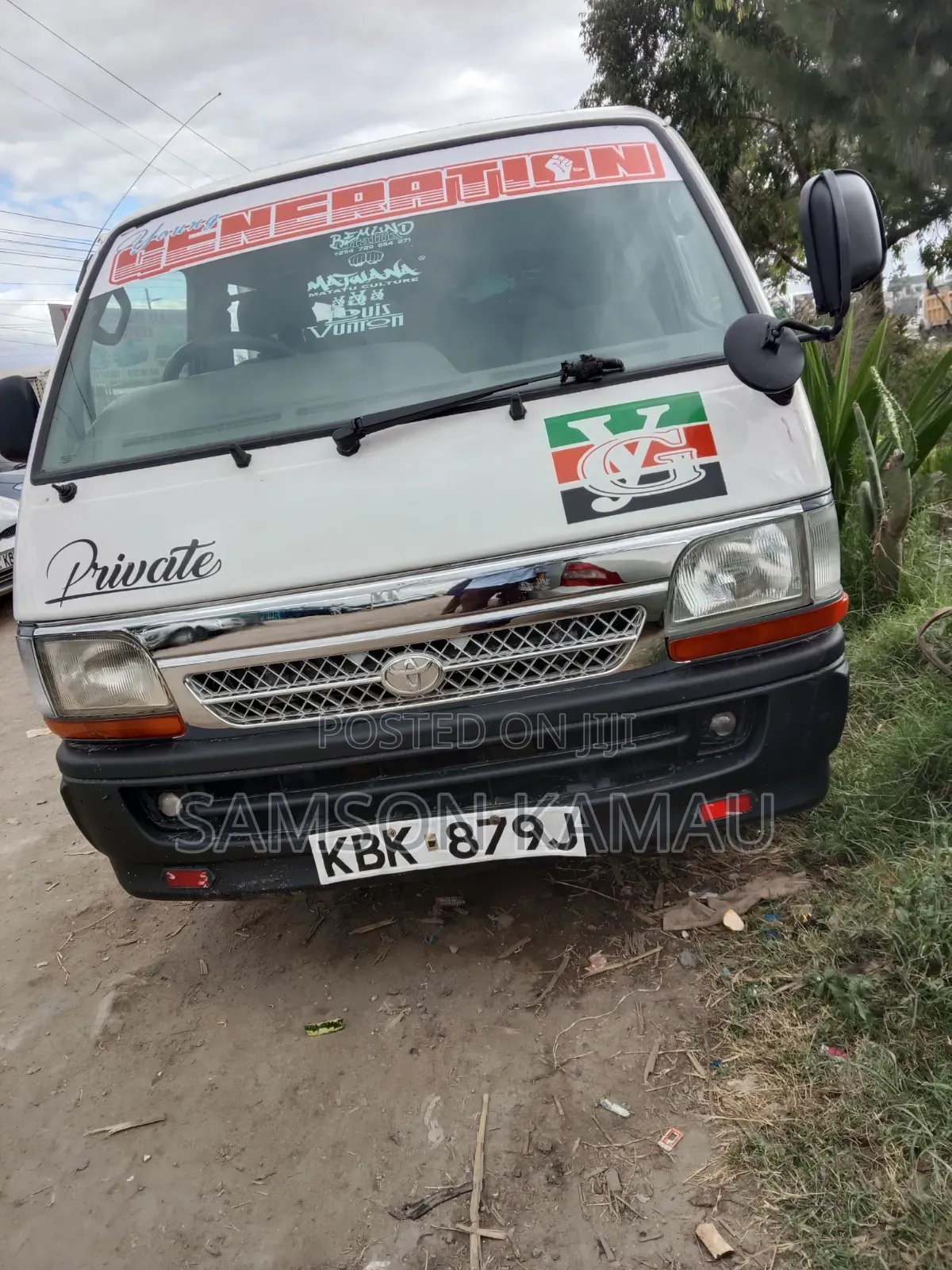 Toyota HiAce 2013 White