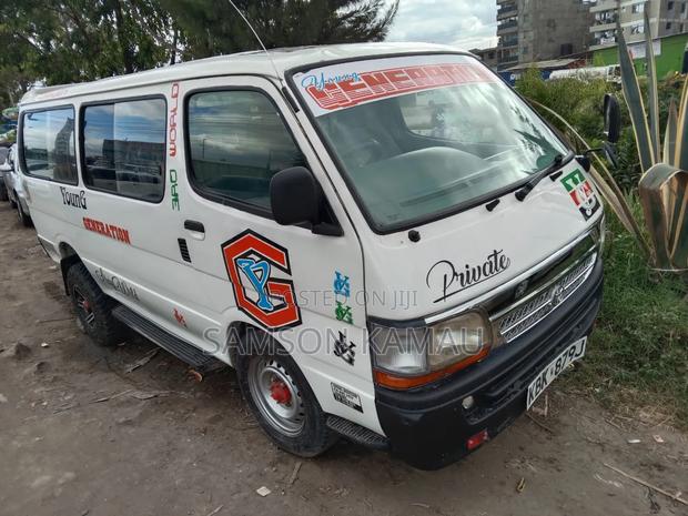 Toyota HiAce 2013 White - thumbnail 6
