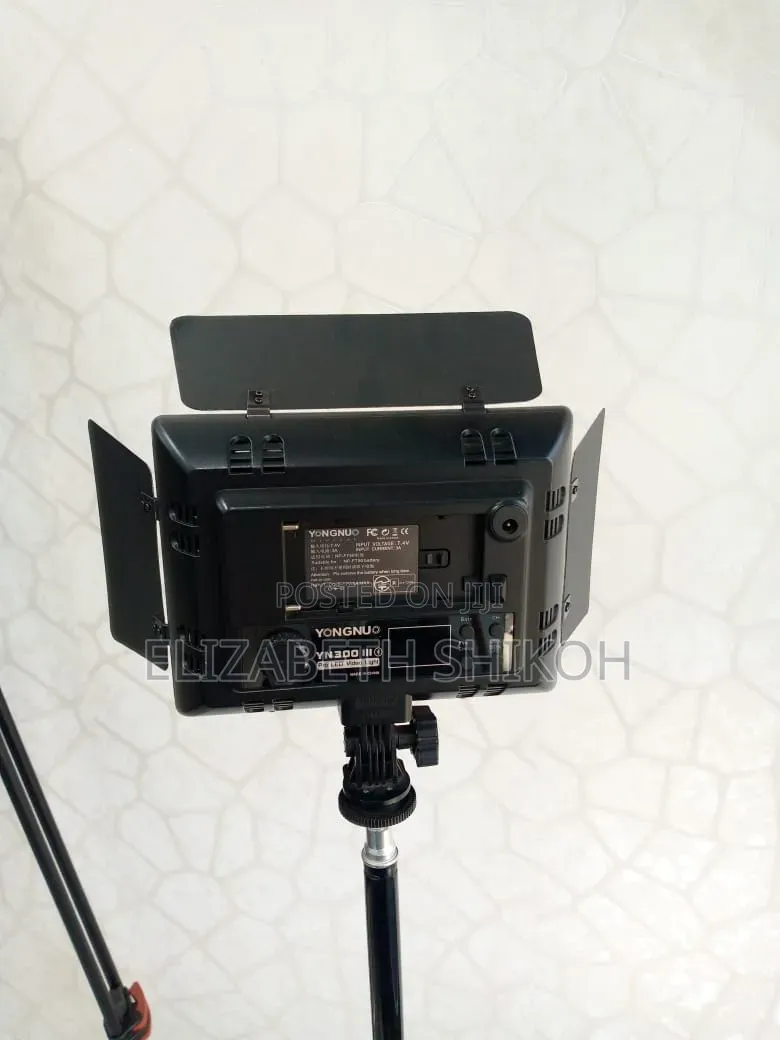Yongnuo Yn 300 Iii Video Light