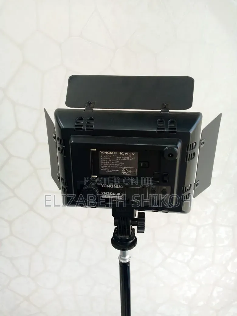 Yongnuo Yn 300 Iii Video Light