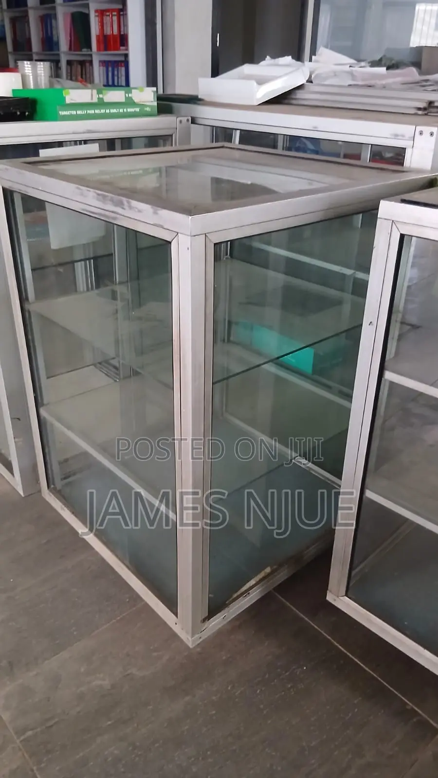 Aluminium Glass Display