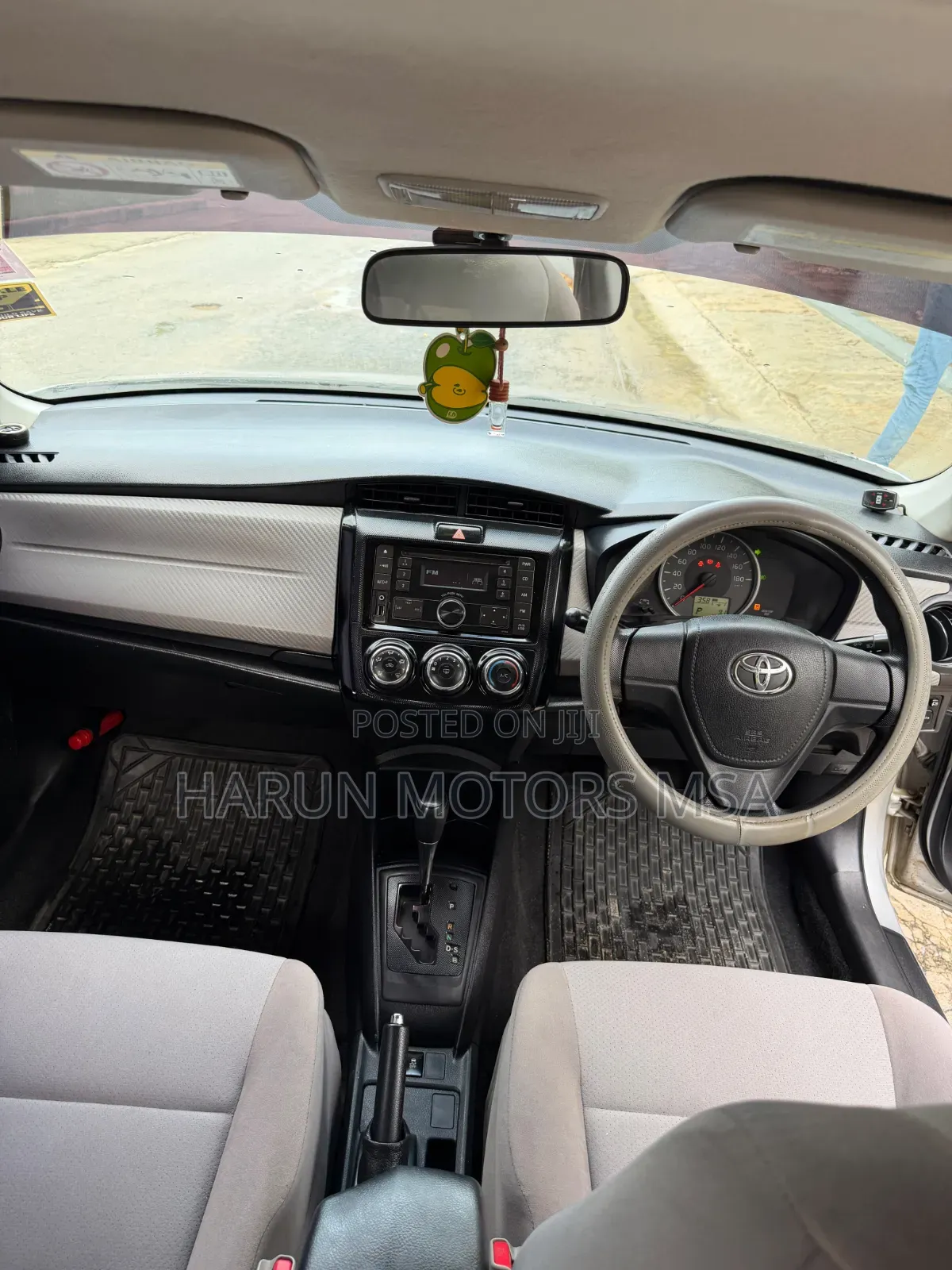 Toyota Axio 2015 Silver