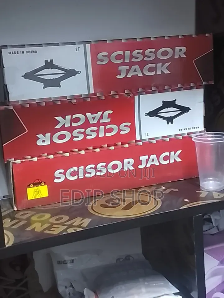 2t Scissor Jack