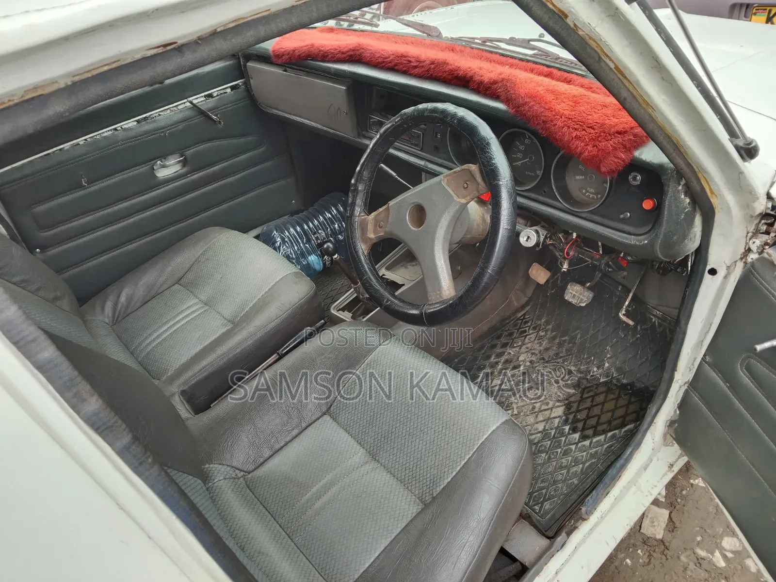 Nissan Pick-Up 2006 White