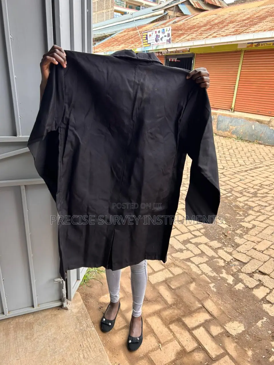 Dust Protection Coat With Reinforced Stitching