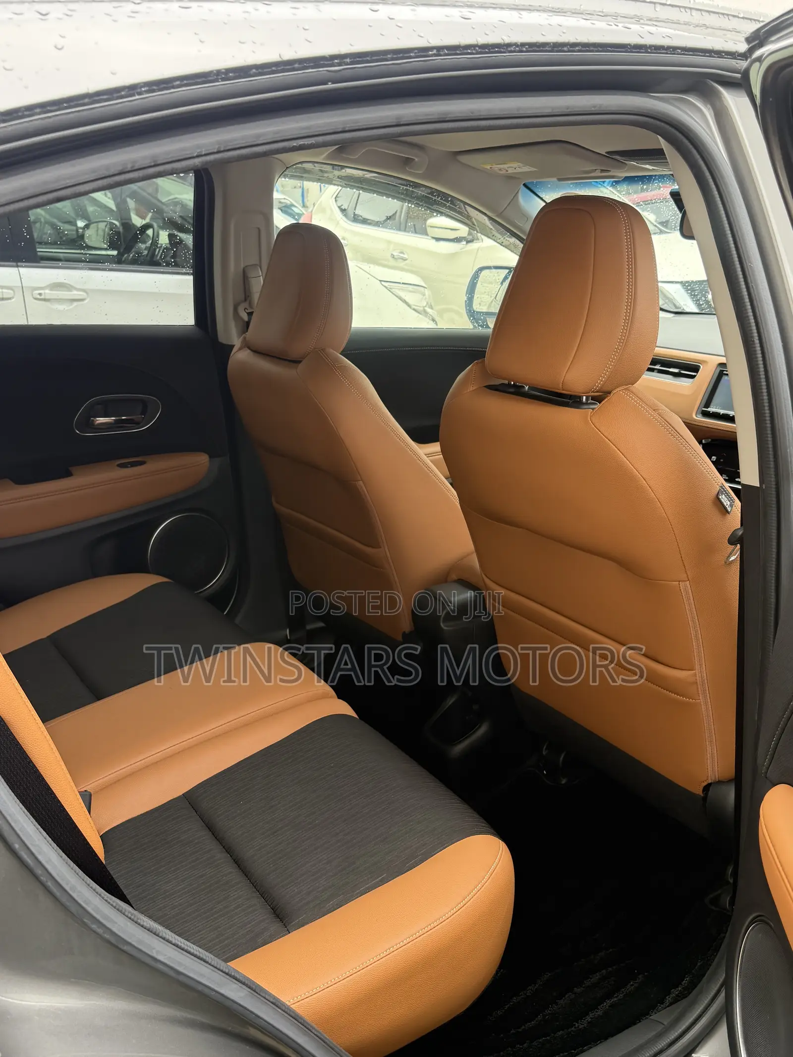 Honda Vezel 1.5 2WD 172 hp 2019 Gray