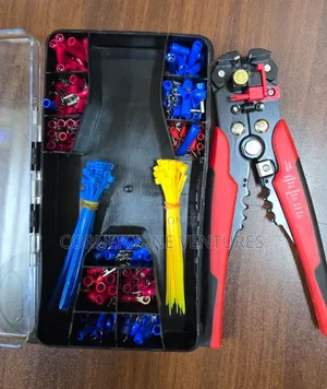 Wire Stripper and Crimper/ Wire Stripper