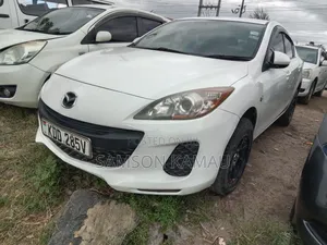 Mazda Axela 2013 White