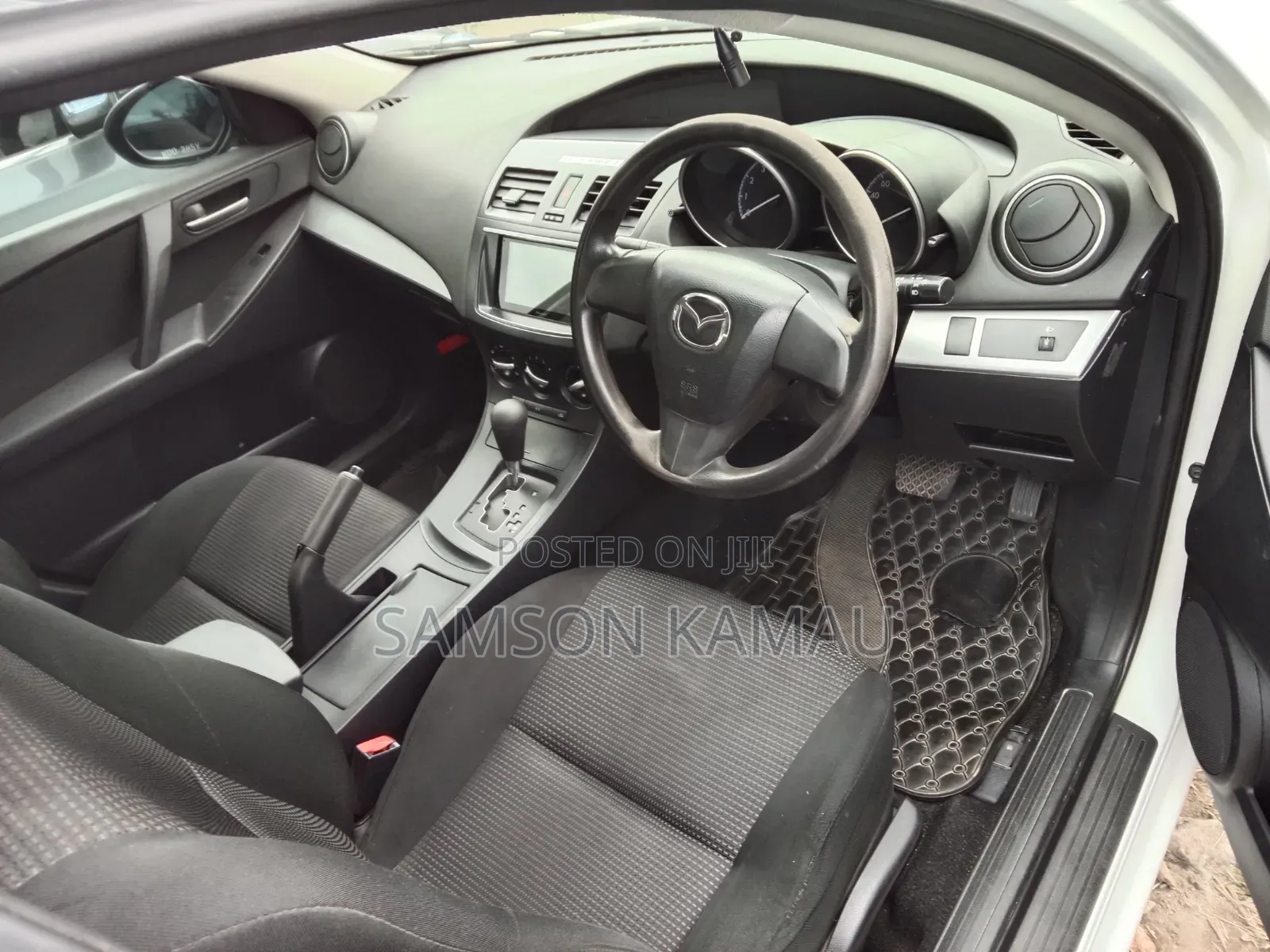 Mazda Axela 2013 White