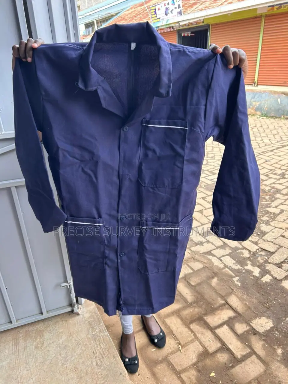 Durable Workshop Dust Coat With Chest Pocket