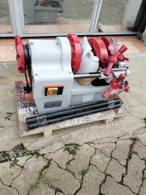 Pipe Threader Machine