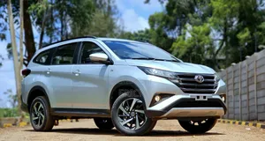 Toyota Rush 2022 Silver