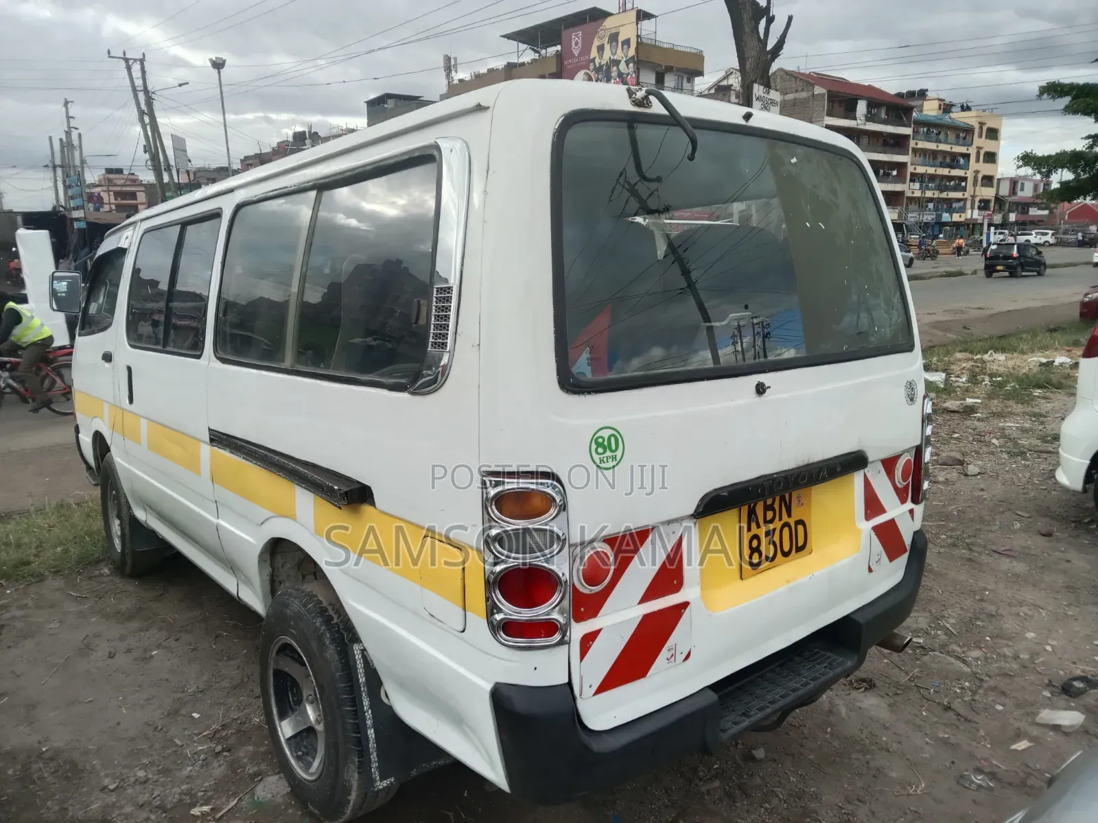 Toyota HiAce 2005 White
