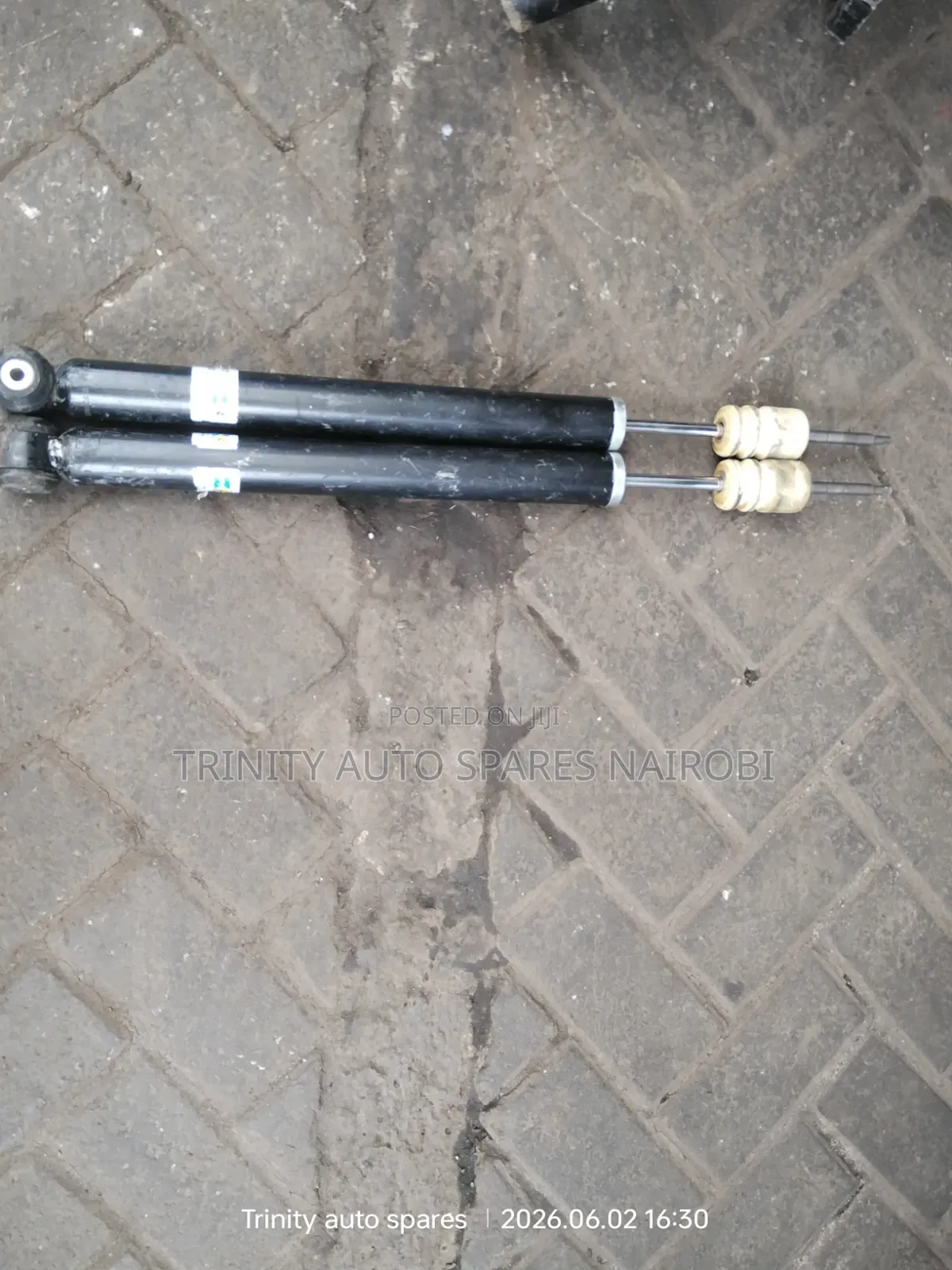 Original Ex Japan Mercedes Benz C200 Rear Shock Absorbers