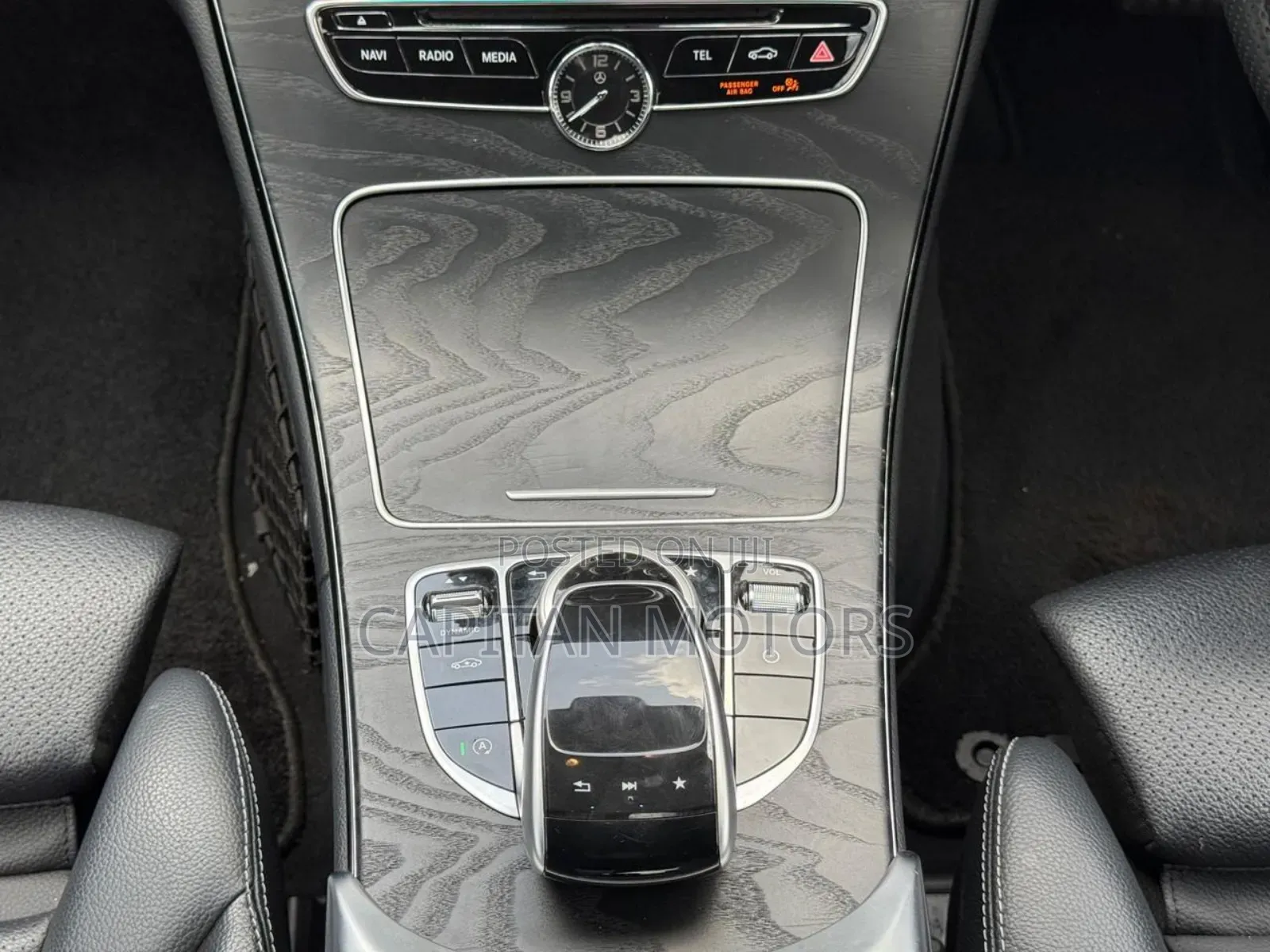 Mercedes-Benz C200 2017 Pearl