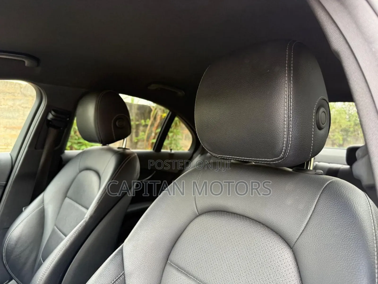 Mercedes-Benz C200 2017 Pearl