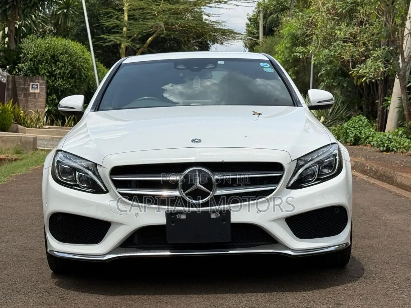 Mercedes-Benz C200 2017 Pearl