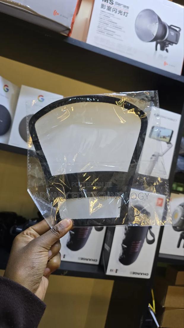 Double Sided Speedlite Reflector - thumbnail 2