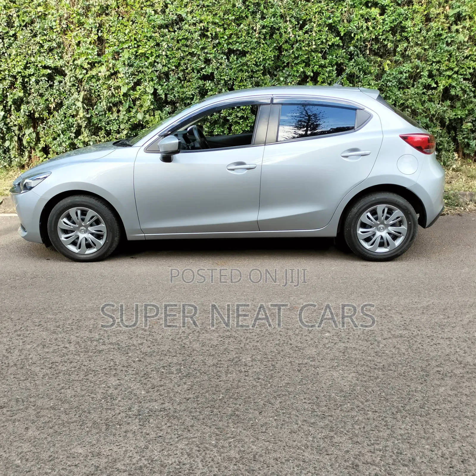 Mazda 2 2020 Silver