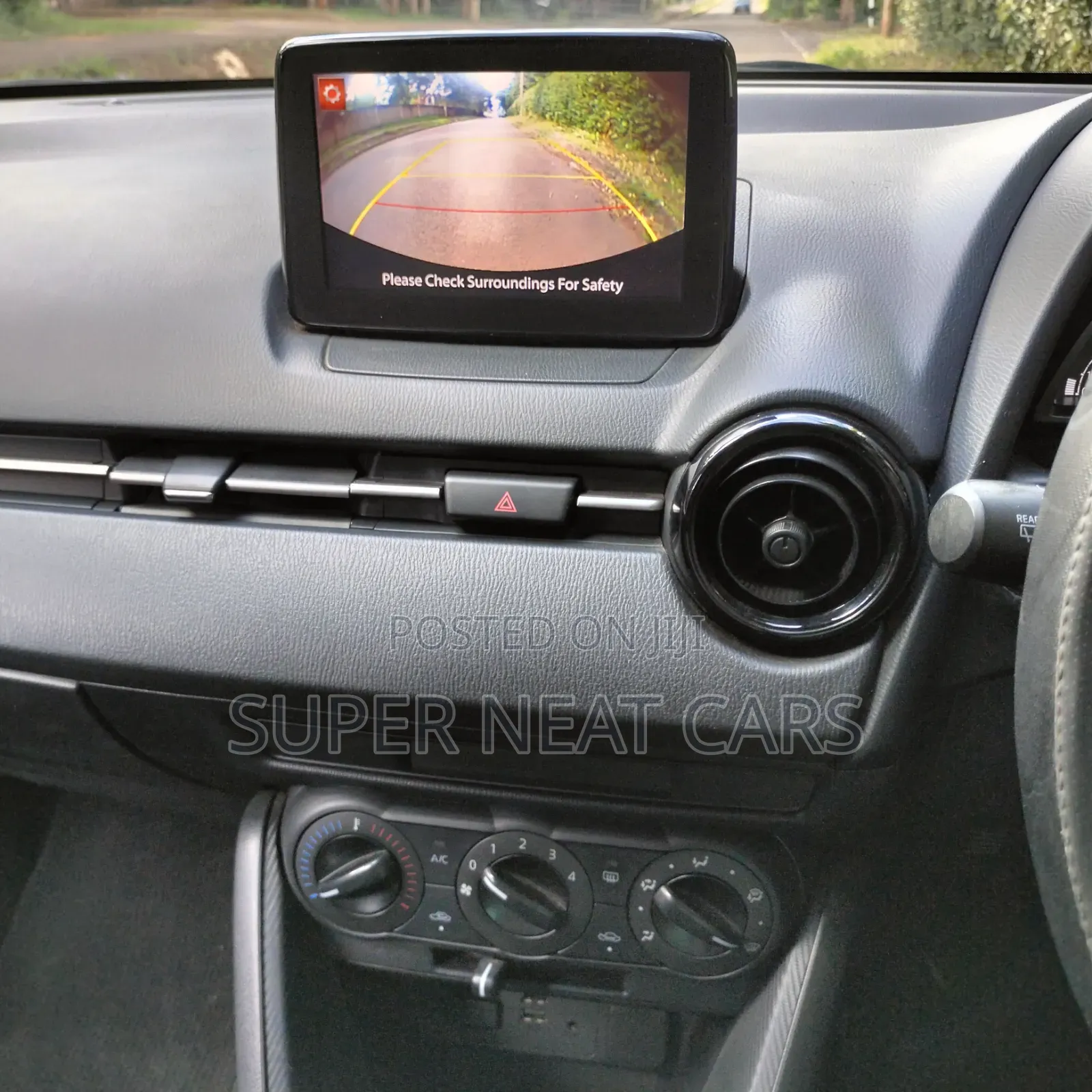 Mazda 2 2020 Silver