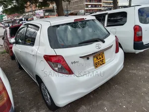 Toyota Vitz 2012 White