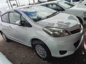Toyota Vitz 2012 White