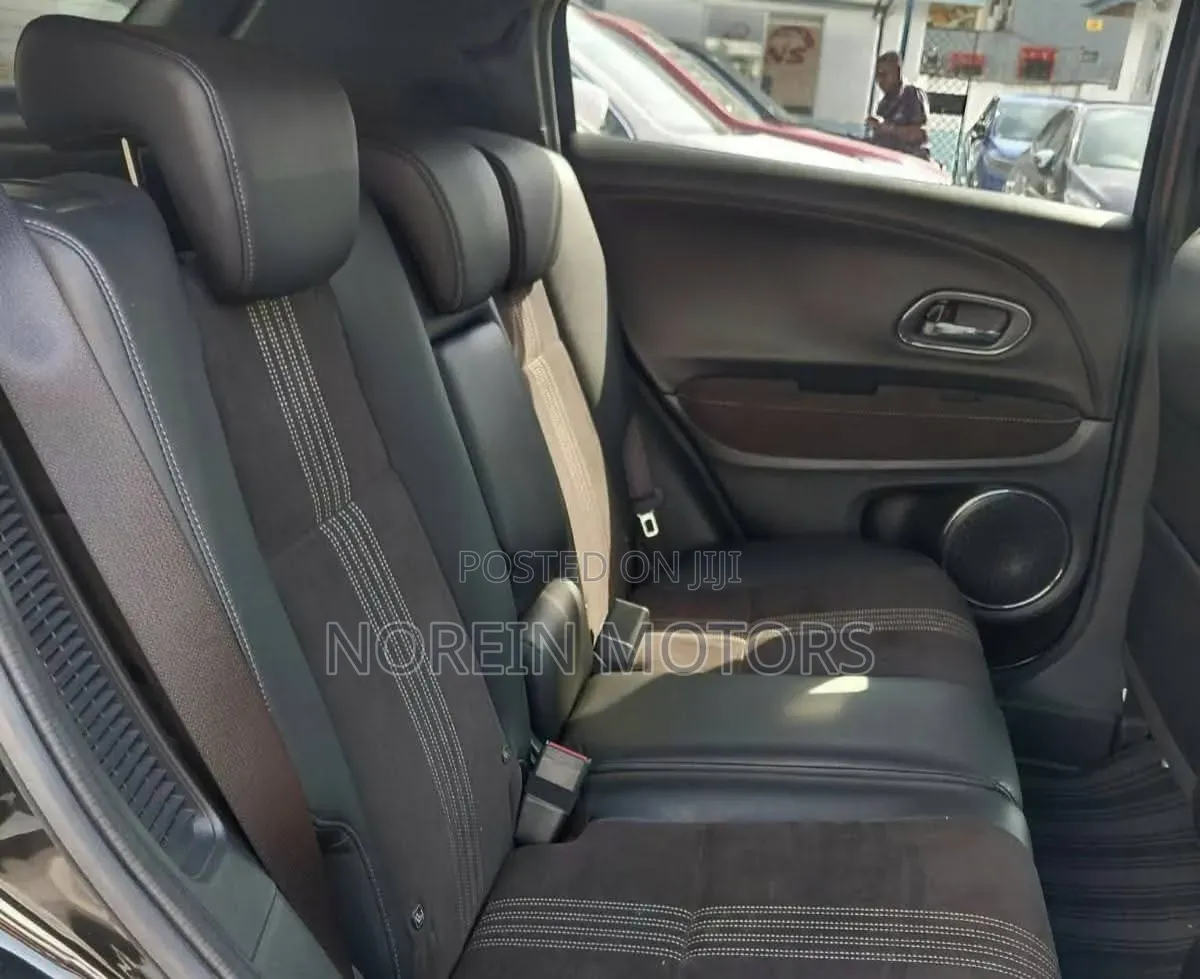 Honda Vezel 1.5 Hybrid 2WD 2019 Matt Black