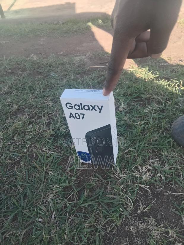New Samsung Galaxy A07 4G 64 GB Black - thumbnail 2