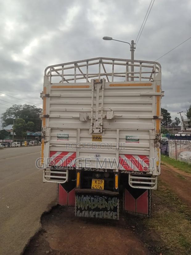 Isuzu FRR 2024 White - thumbnail 7
