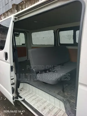 Toyota Grand HiAce 2019 White