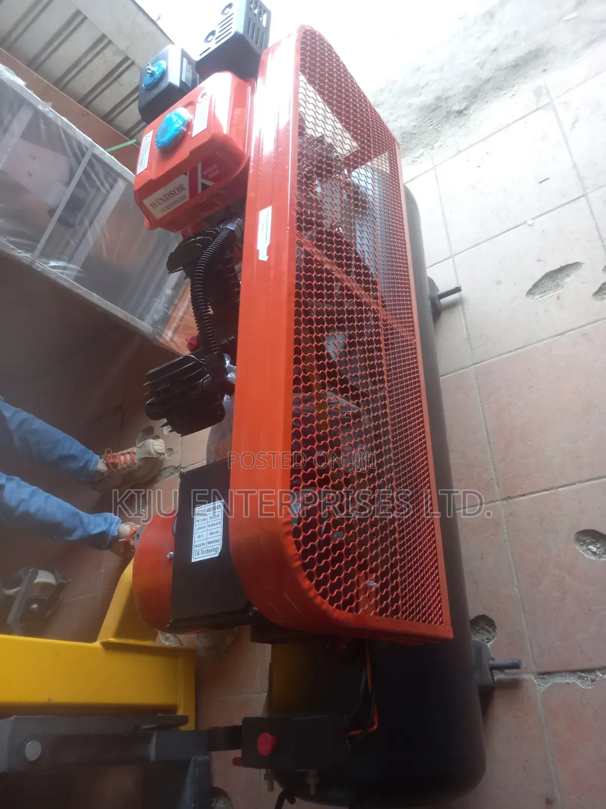100l Windsor Air Compressor – 3hp Electric Motor 7.5hp Petrol Engine
