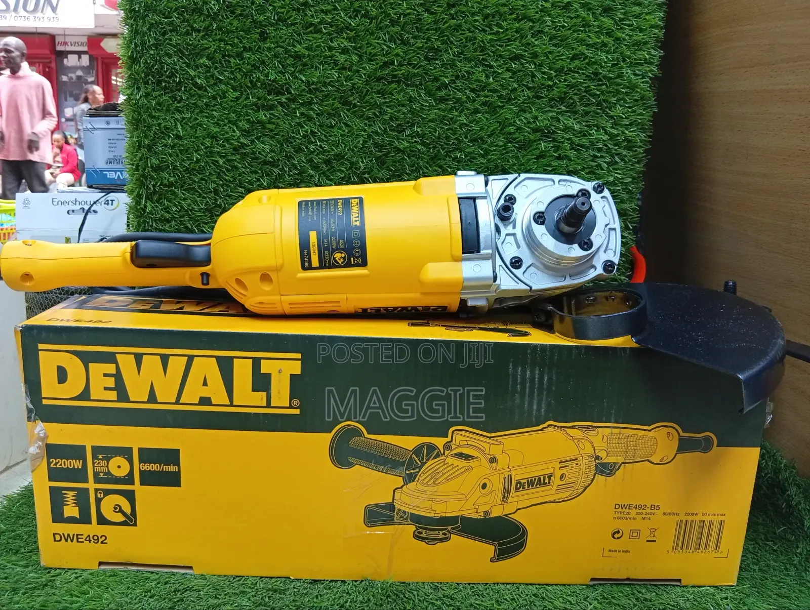 Dewalt Grinder 2200w