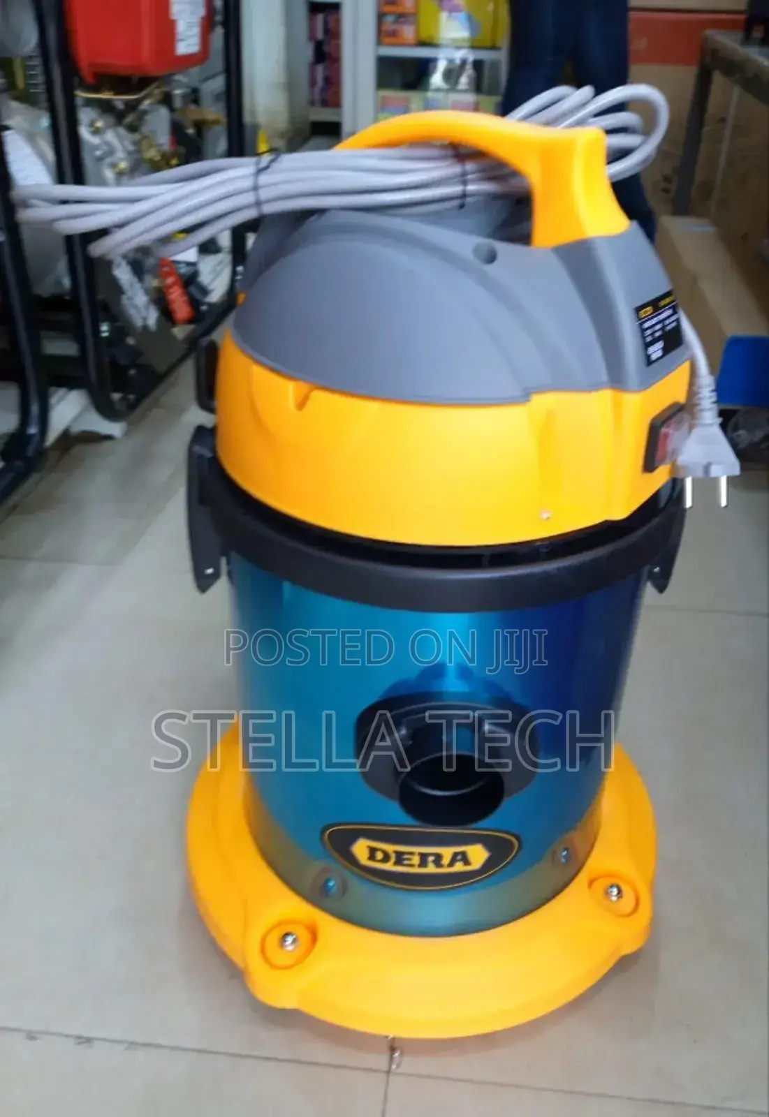 Dera 20 Liters Vacuum Cleaner