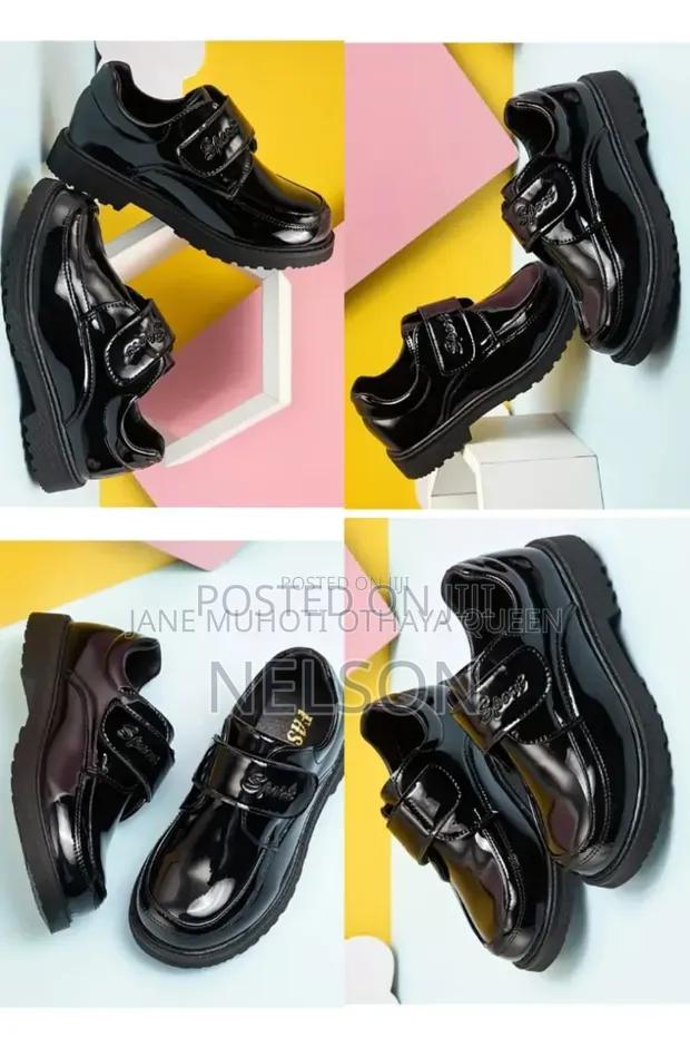 Trendy Unisex Black Oxford Leather - main view