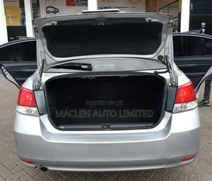 Subaru Legacy 2013 Silver