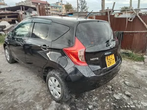 Nissan Note 2015 Black