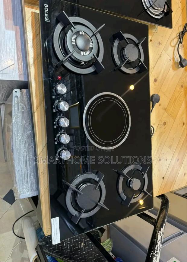Bolesi 4gas Burners and 1ceramic