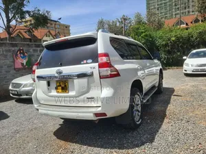 Toyota Land Cruiser Prado 2.7 2017 White