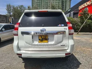 Toyota Land Cruiser Prado 2.7 2017 White