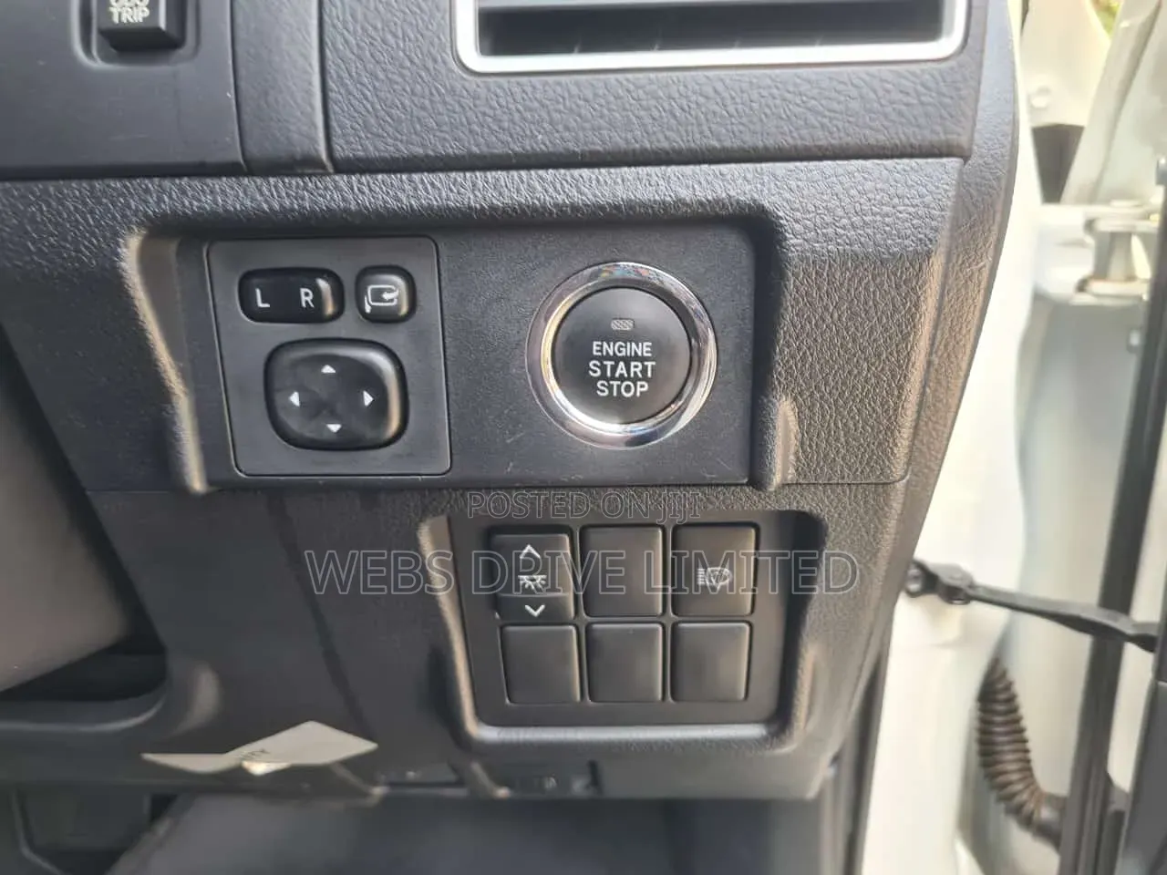 Toyota Land Cruiser Prado 2.7 2017 White