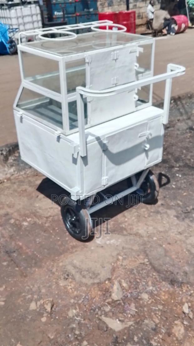 Smokey Trolley - main view