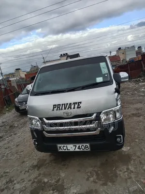 Toyota HiAce 2009 Silver