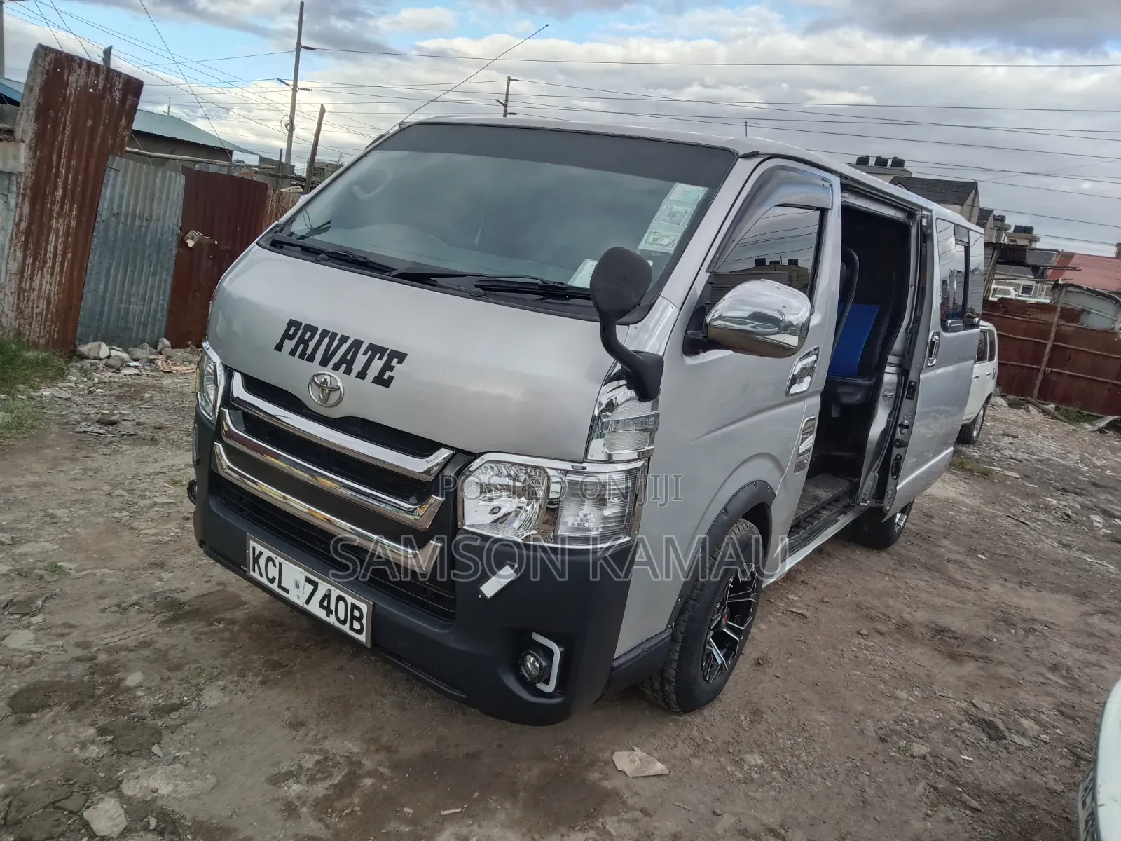 Toyota HiAce 2009 Silver