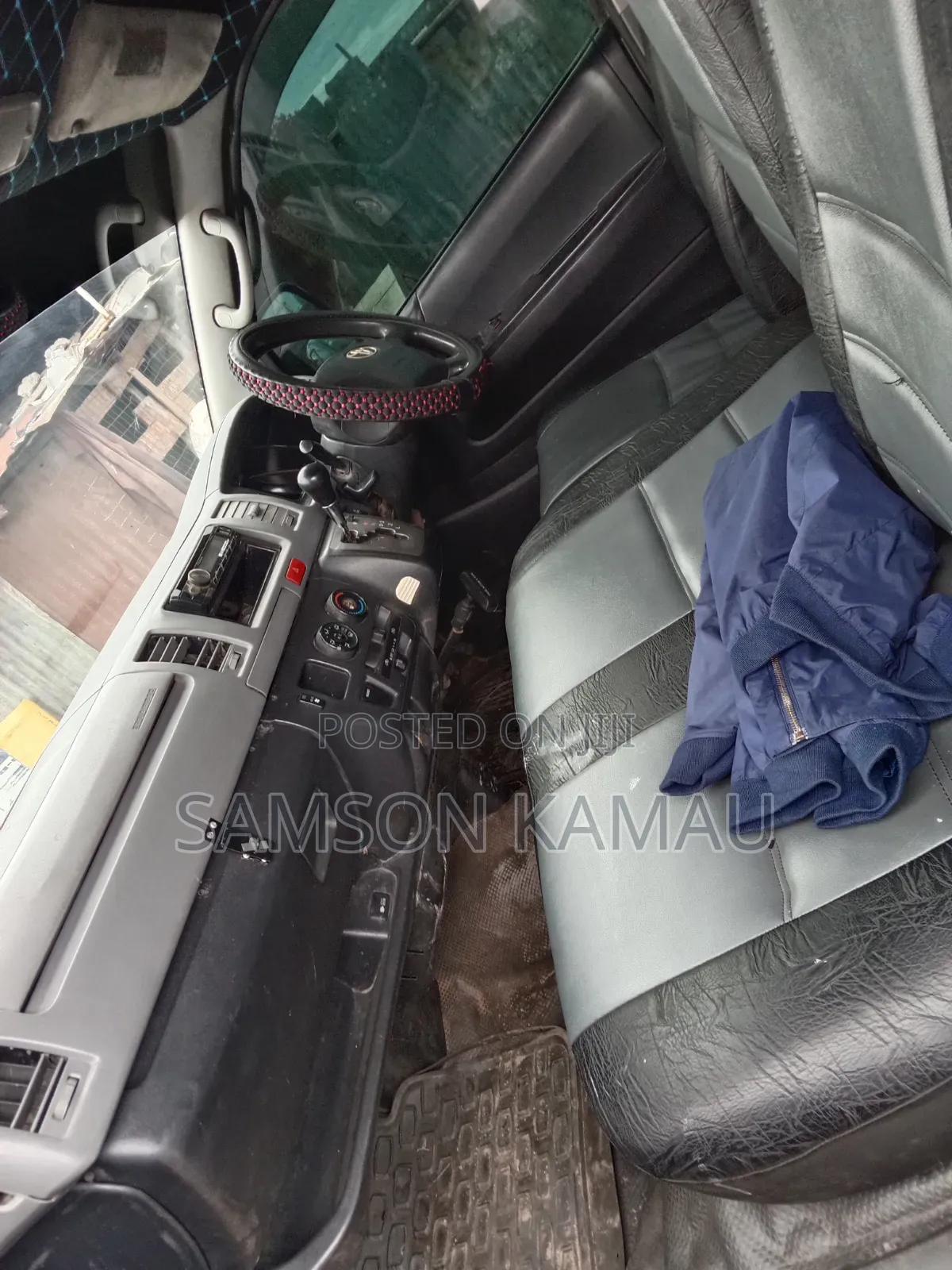 Toyota HiAce 2009 Silver