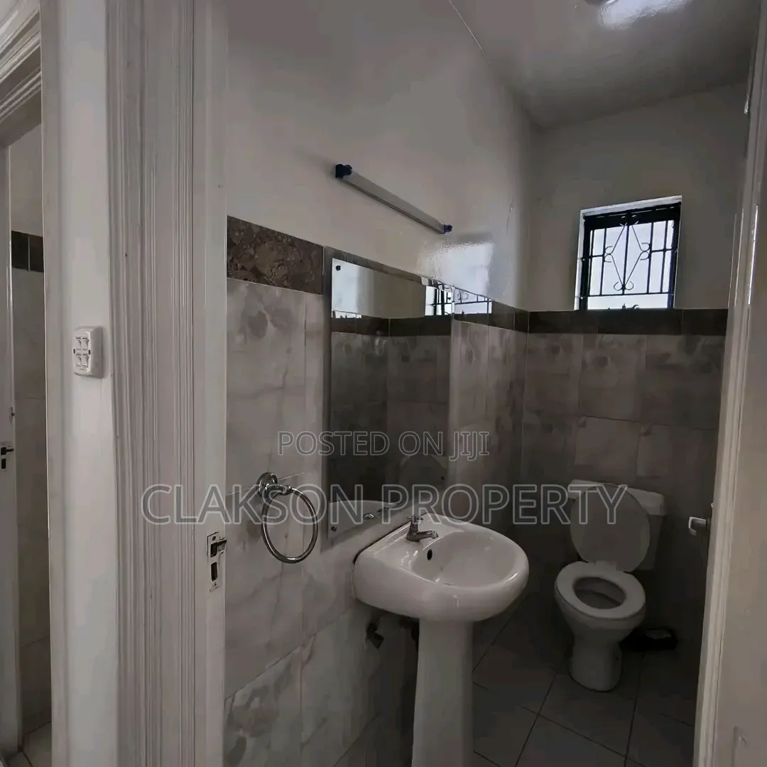 4bdrm Townhouse / Terrace in Lavington, Valley Arcade for rent
