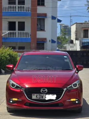 Mazda Axela 2018 Red