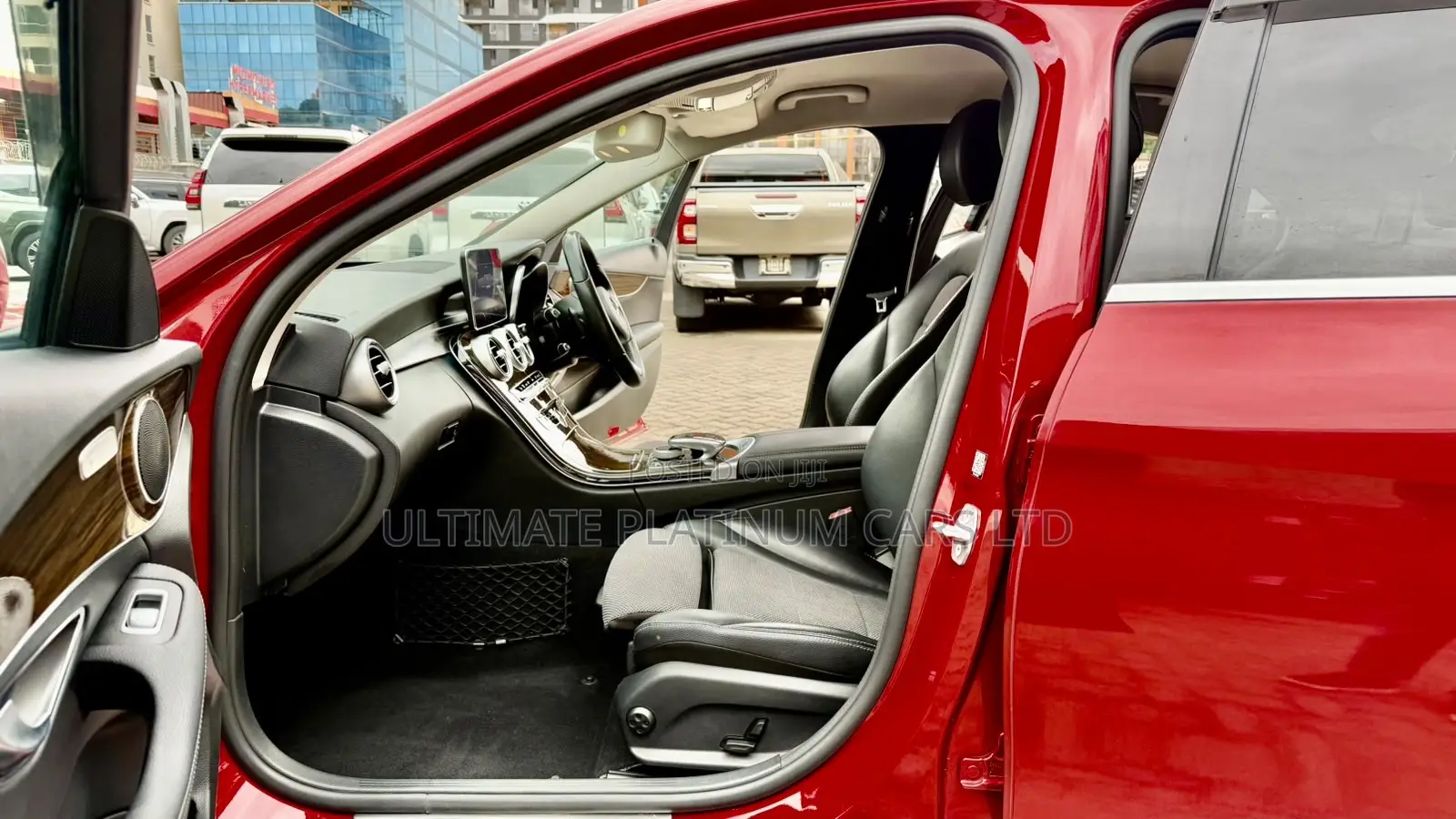 Mercedes-Benz C200 2018 Red