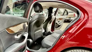 Mercedes-Benz C200 2018 Red