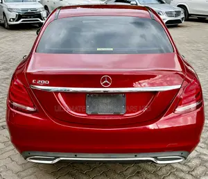 Mercedes-Benz C200 2018 Red